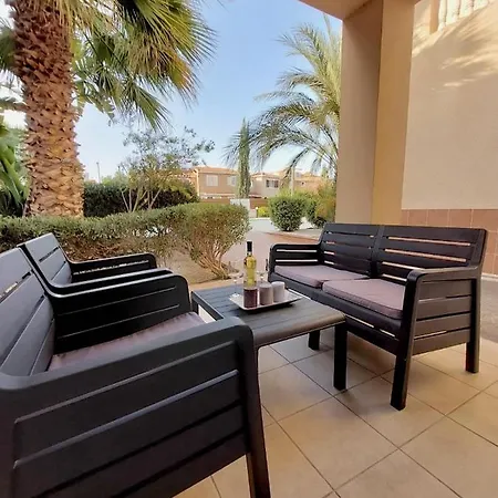 Joanne'S Cosy 1 Bdrm Apt Pafos Zewnętrze zdjęcie